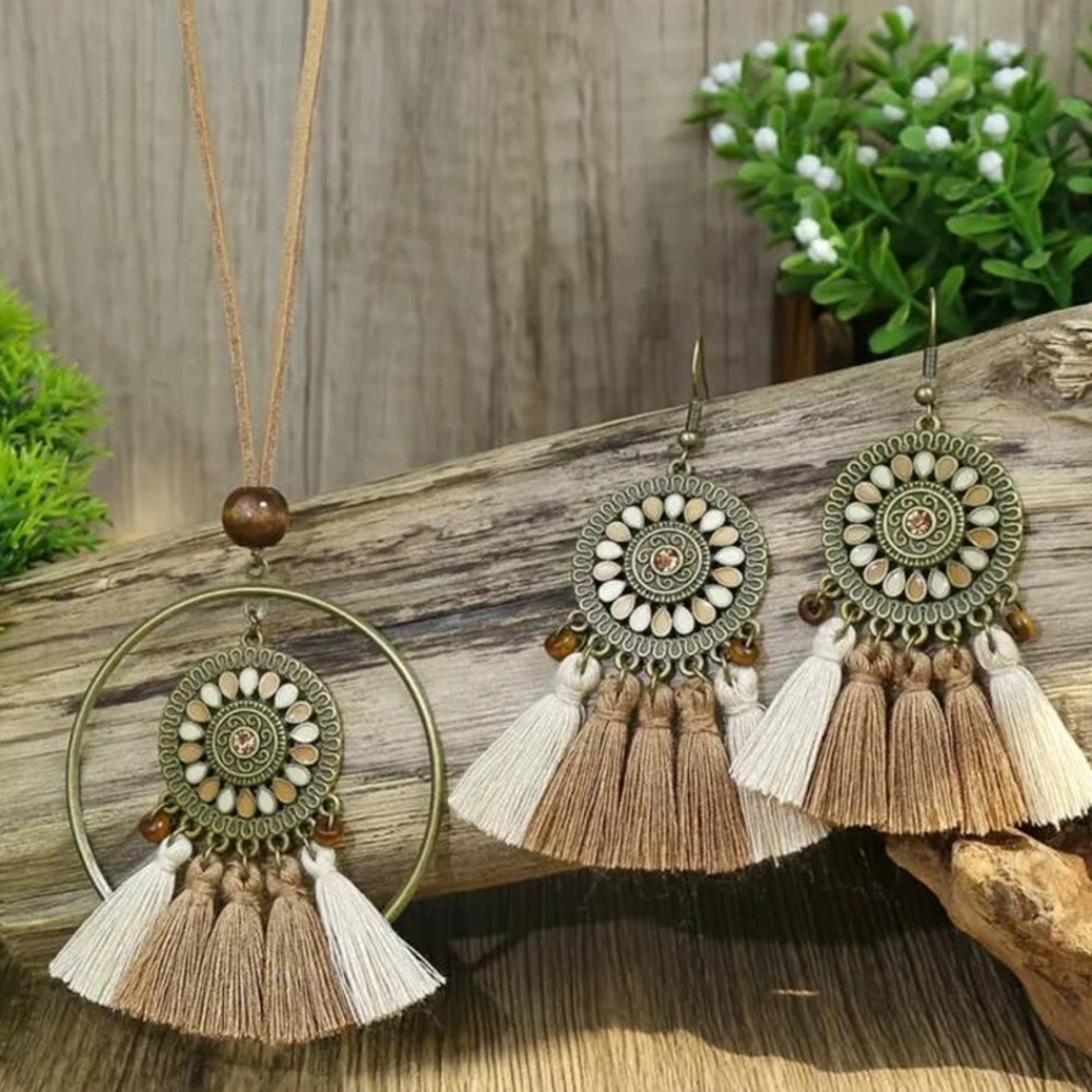 Bohemian Style Tassel Fringe Earrings Necklace Set 3 Piece Tan Cream